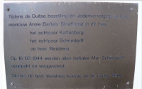 Bekijk detail van "Bijenstand 1 Laren - Bep (G.L.) De Boer - 16/2/1944"